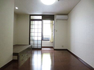 apartment 長浜町