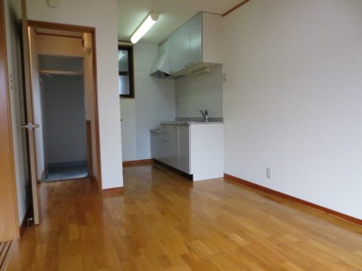 apartment 横山