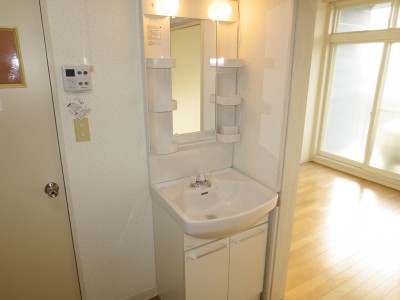 apartment 半田1丁目7-23