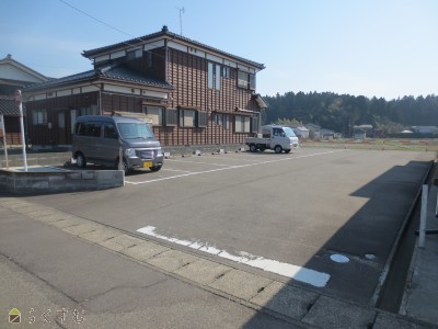 中村駐車場(堀)